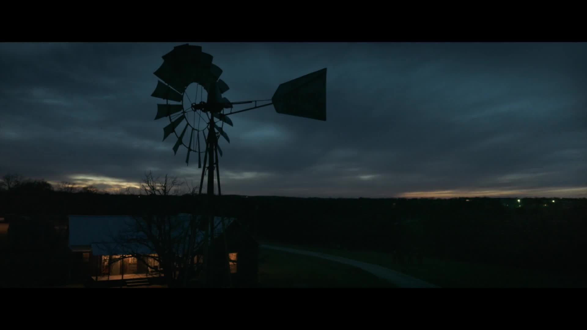 Постер трейлера